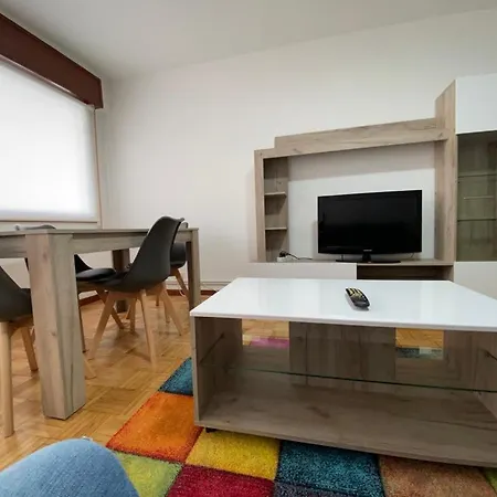 Severo Ochoa Proximo Al Centro 4 *